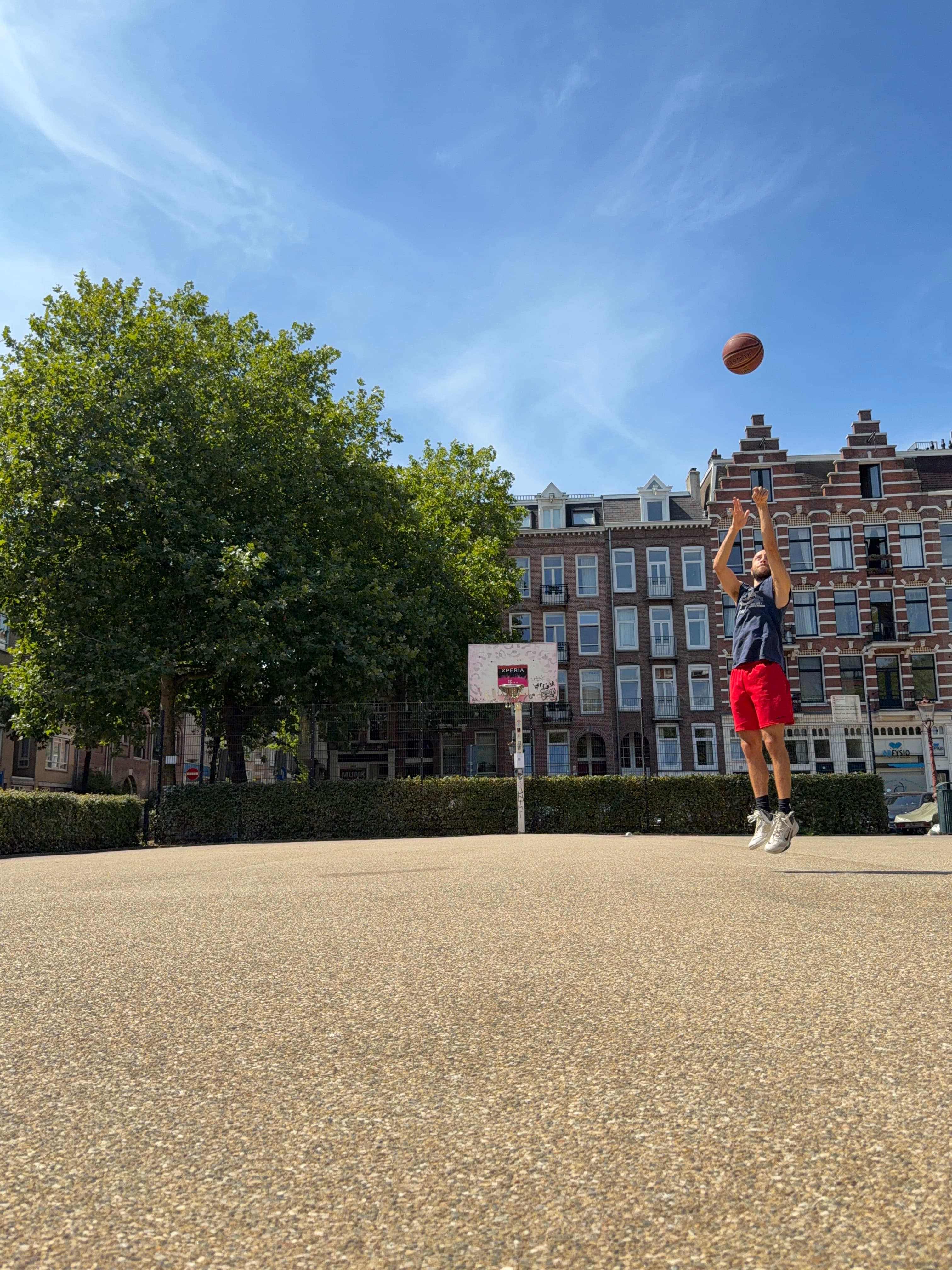 Weekend Basketball Club - Sports & Fitness Club club in Amsterdam