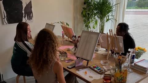 Peindre en Kura - Art & Crafts Club club in Amsterdam
