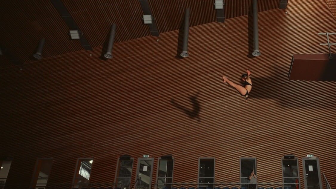 Indoor cliff diving photo 1