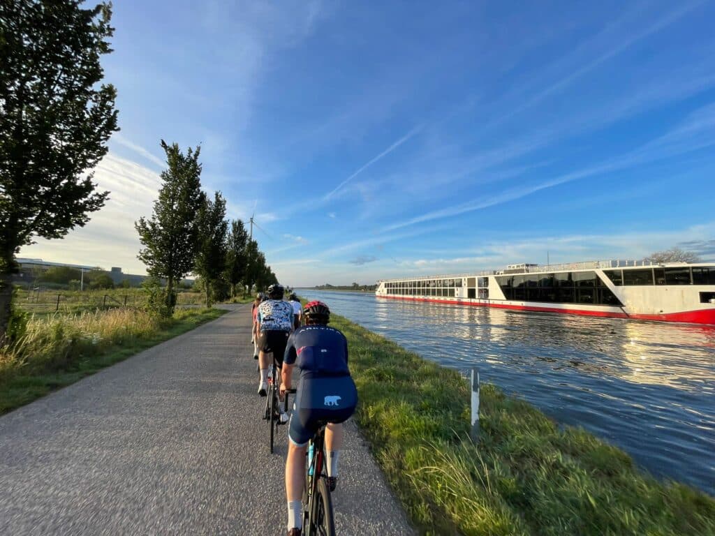 NoBreakfast Rotterdam - Cycling Club club in Rotterdam