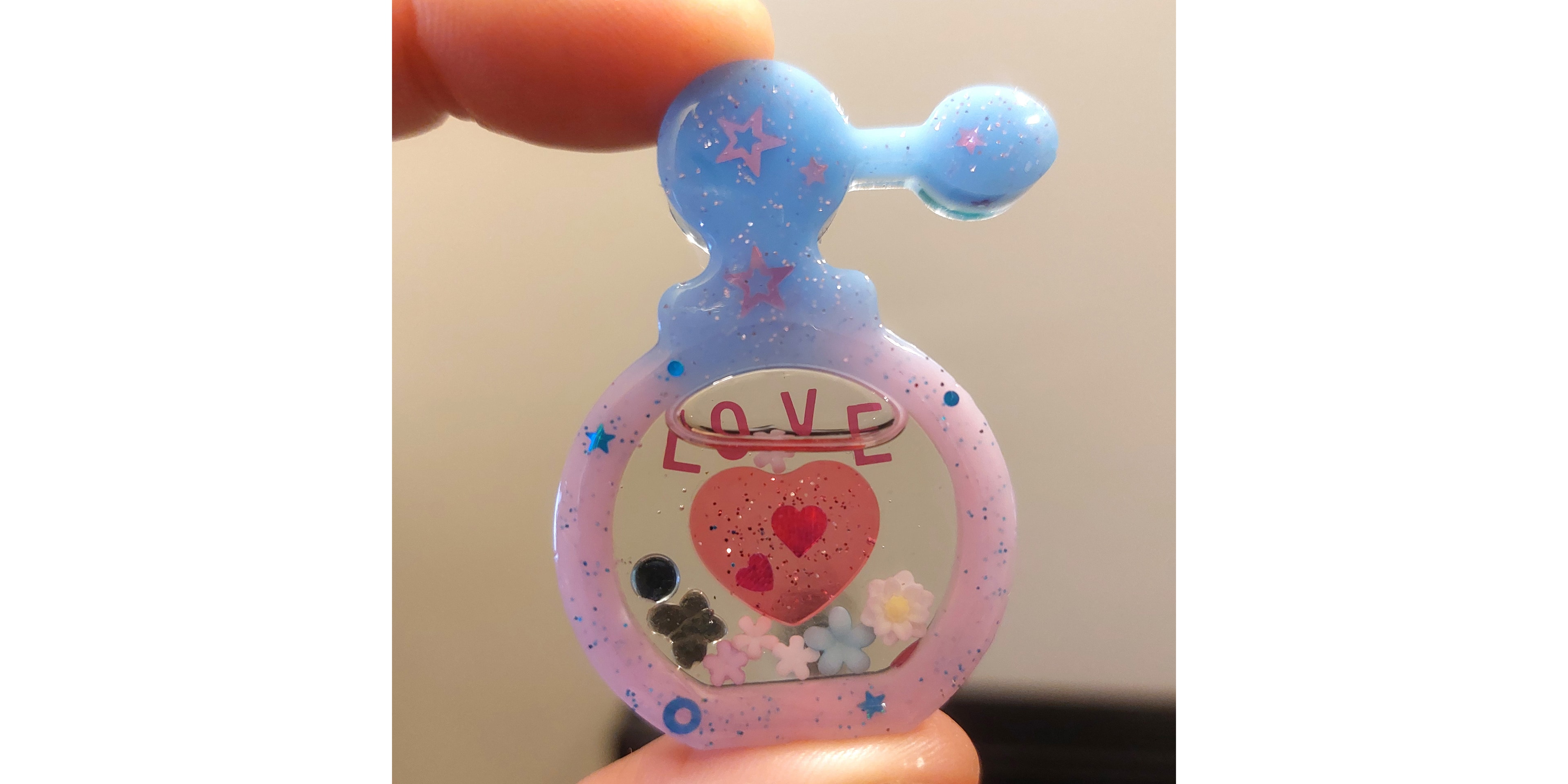 Super Cute Resin Shaker Keychain Workshop. Kawaii creative craft fun resin art