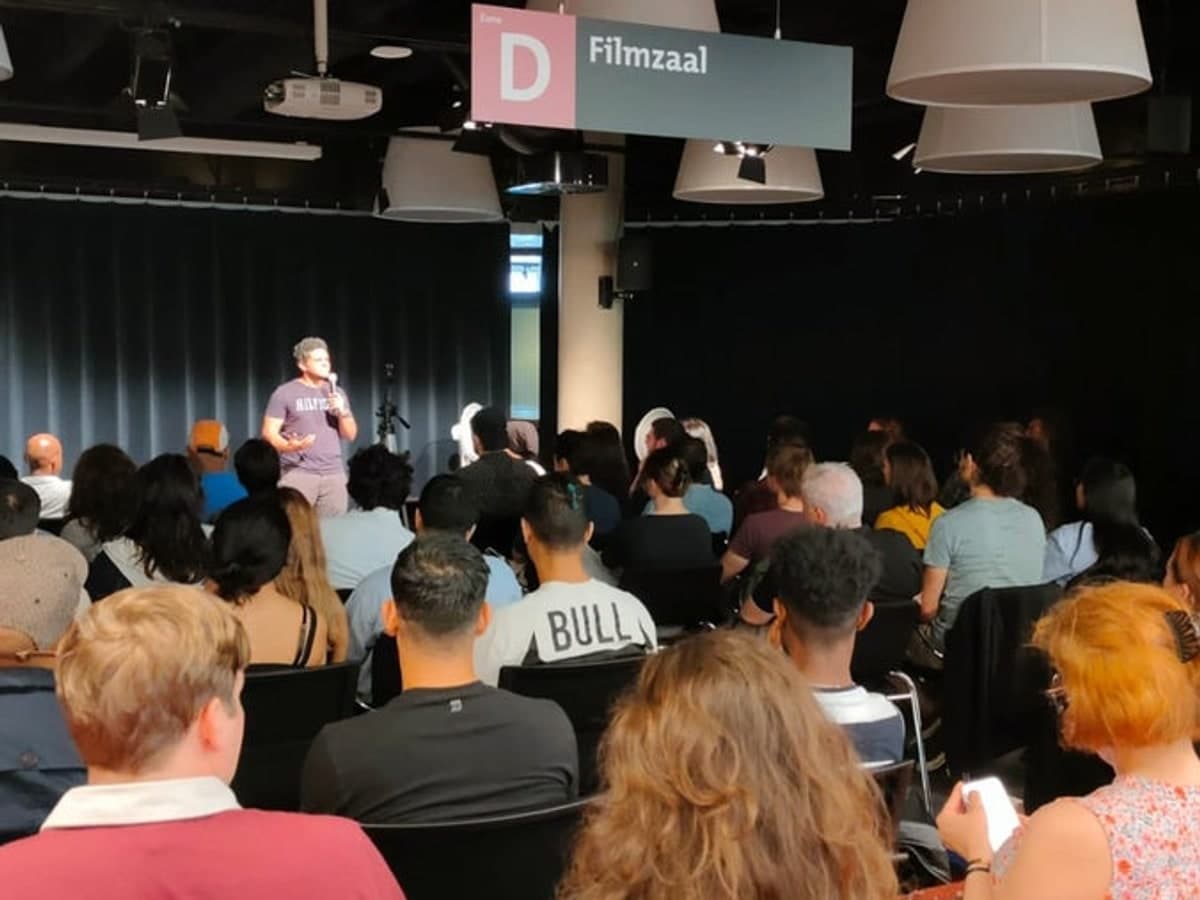 Storytelling & Improv (English version)- same floor but a different room